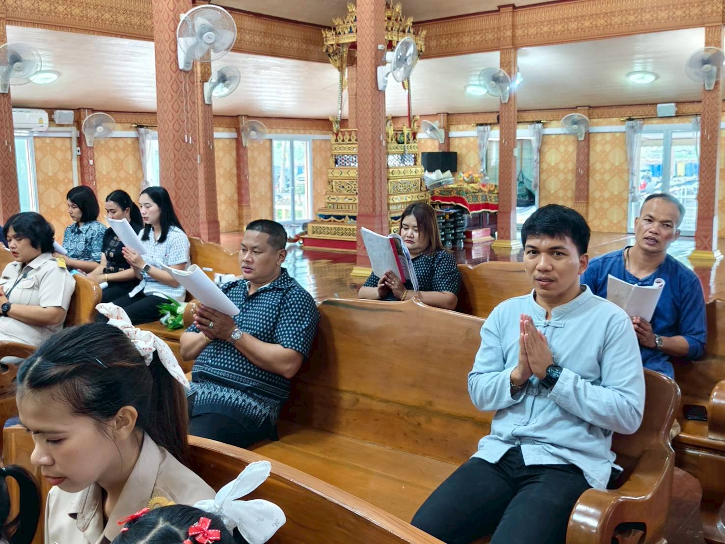 🌾สพอ.บางซ้าย ถิ่นทุ่งทอง🌾 ร่วมโครงการ "นุ่งผ้าไทย เข้าวัด" ส่งเสริมอัตลักษณ์และวัฒนธรรมไทย