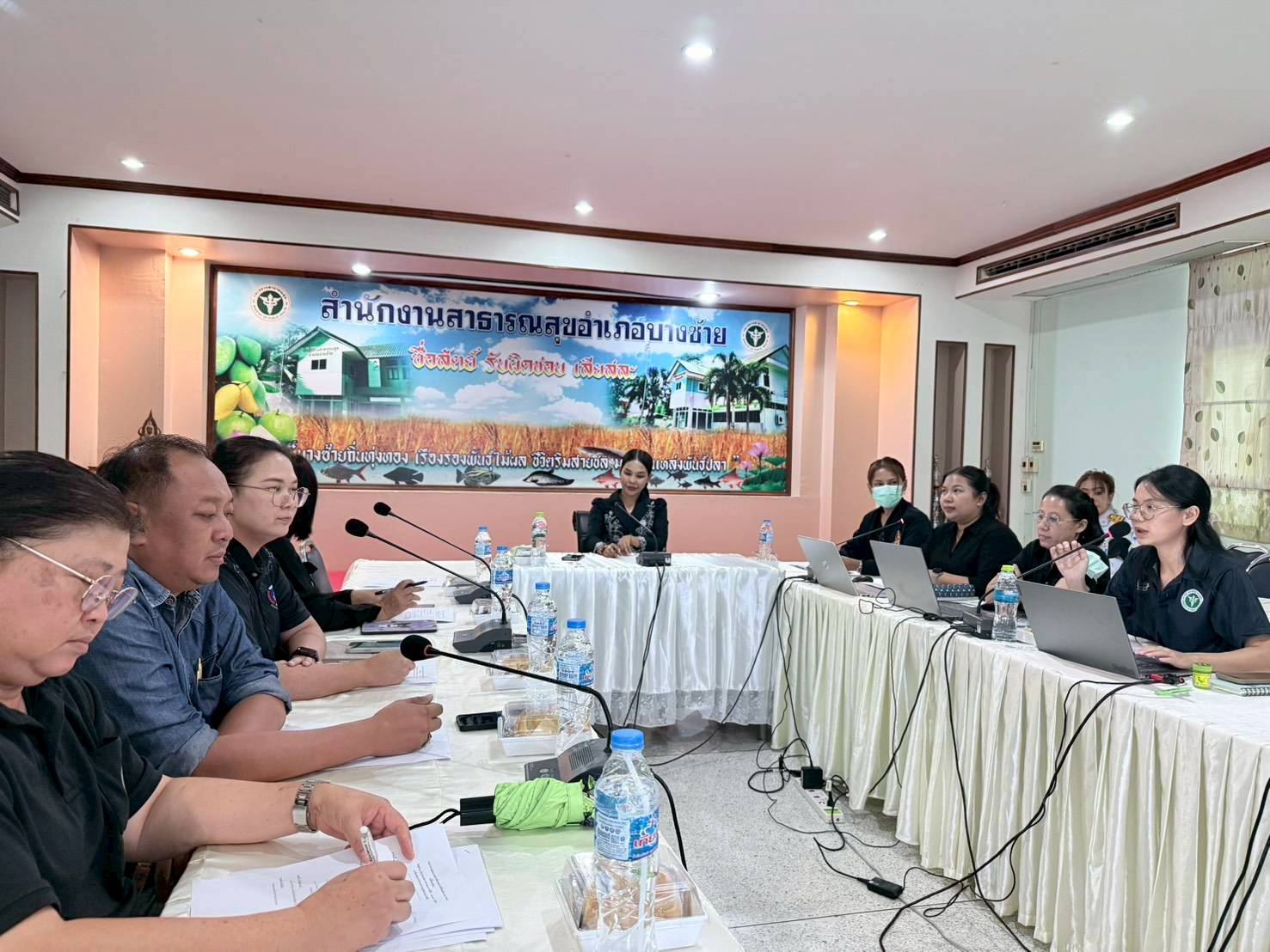 🌾สพอ.บางซ้าย ถิ่นทุ่งทอง🌾 ร่วมประชุมคณะกรรมการพัฒนาคุณภาพชีวิตระดับอำเภอ (พชอ.) 