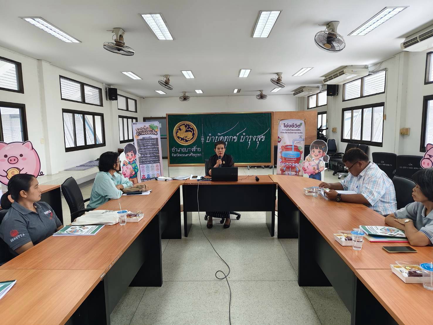 ดำเนินโครงการประชุมเพิ่มศักยภาพคณะกรรมการเครือข่ายกองทุนชุมชนขับเคลื่อนกลุ่มออมทรัพย์เพื่อการผลิต (ระดับอำเภอ)