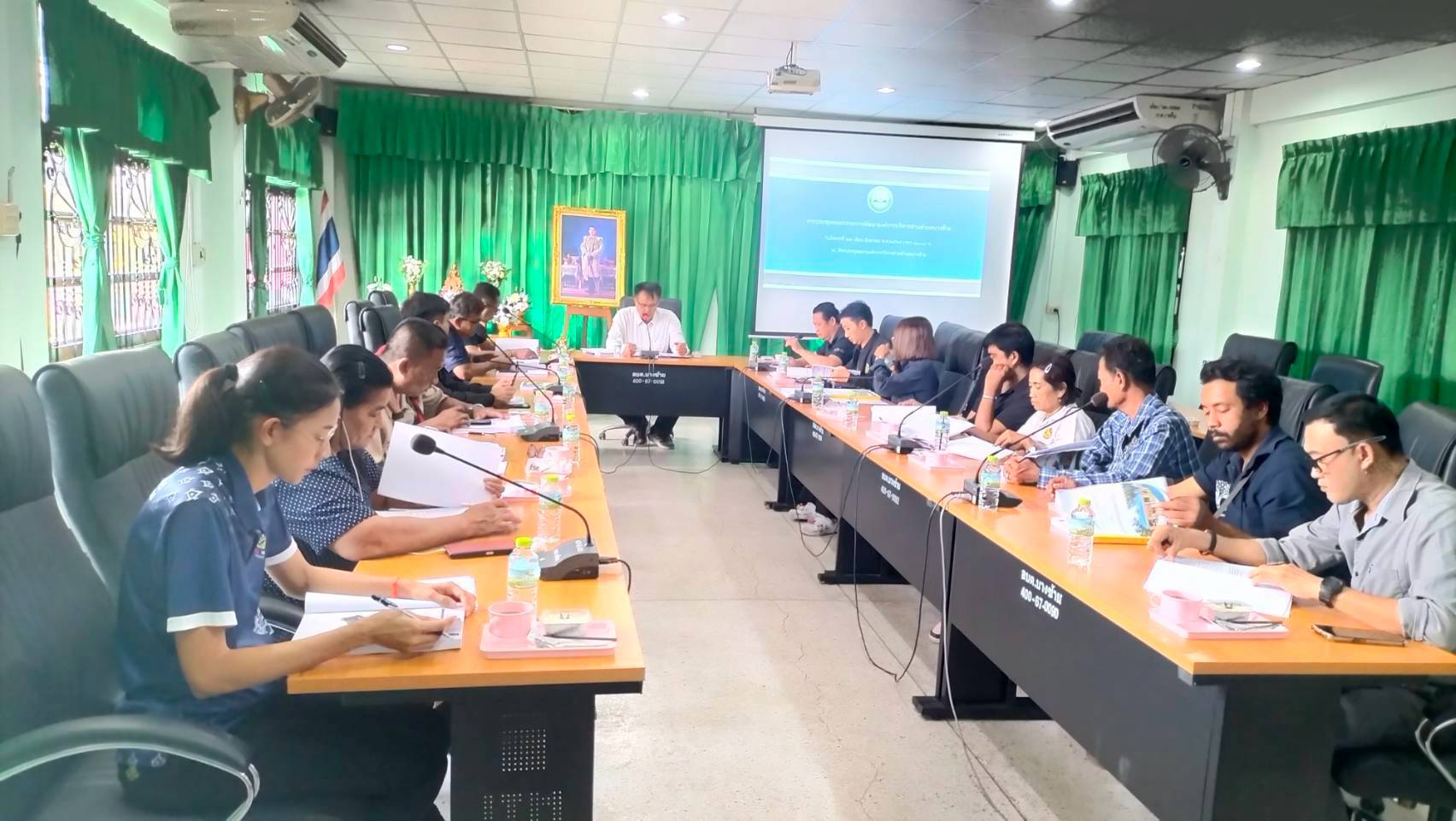 เข้าร่วมประชุมเพื่อพิจารณาร่างแผนพัฒนาท้องถิ่น (พ.ศ.2571-2575) ขององค์การบริหารส่วนตำบลบางซ้าย